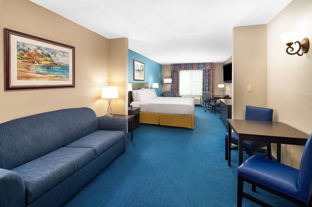 undefined Holiday Inn Express & Suites Kendall by IHG 4