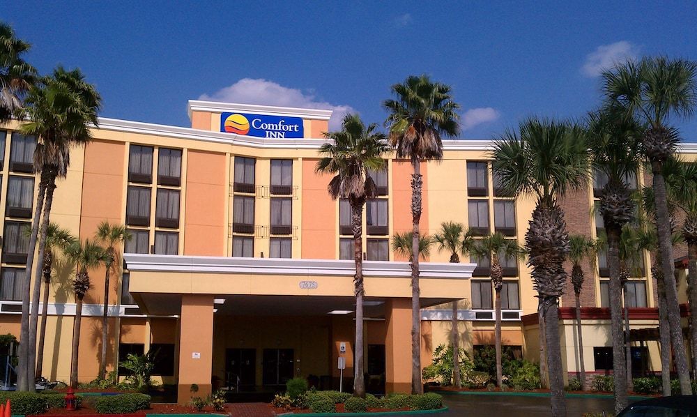 undefined Comfort Inn & Suites Kissimmee by the Parks 6