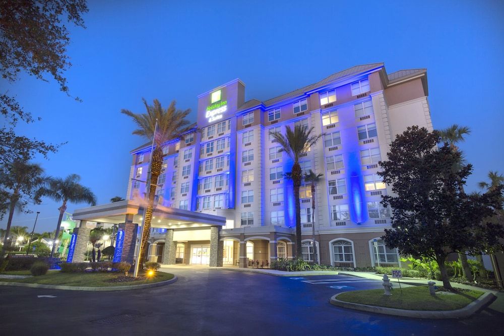 undefined Holiday Inn Express & Suites S Lake Buena Vista by IHG 9
