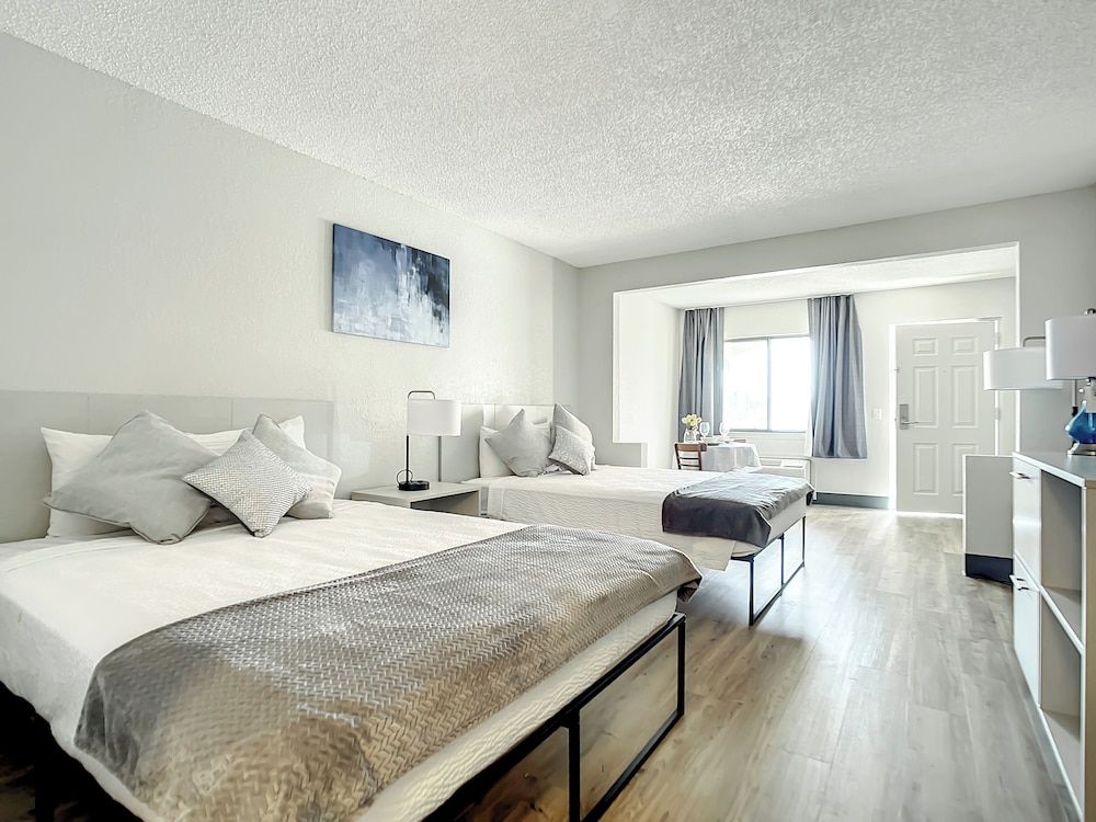 Stayable Kissimmee West Signature Double Room 3