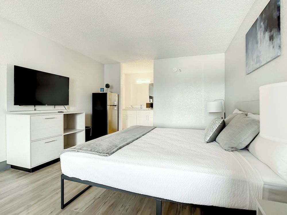 Stayable Kissimmee West Signature Double Room 2
