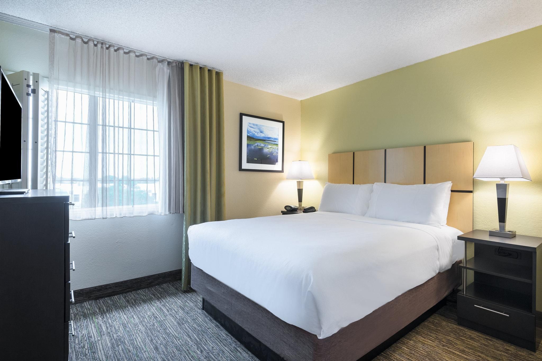 2 DOUBLE BEDS STUDIO SUITE