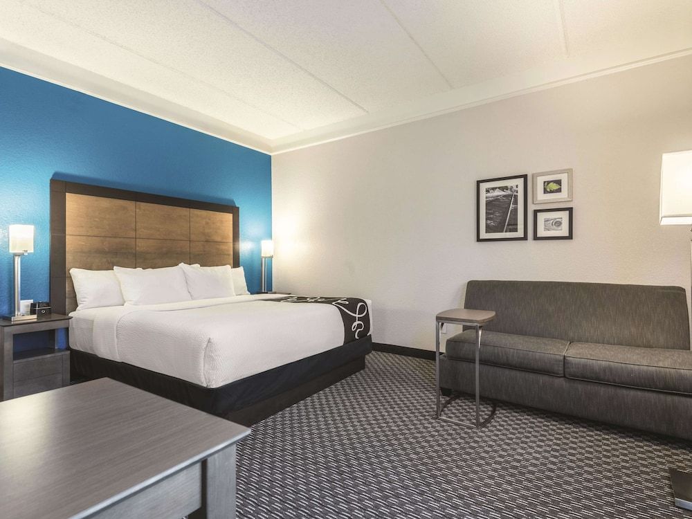 Deluxe Room, 1 King Bed, Non Smoking