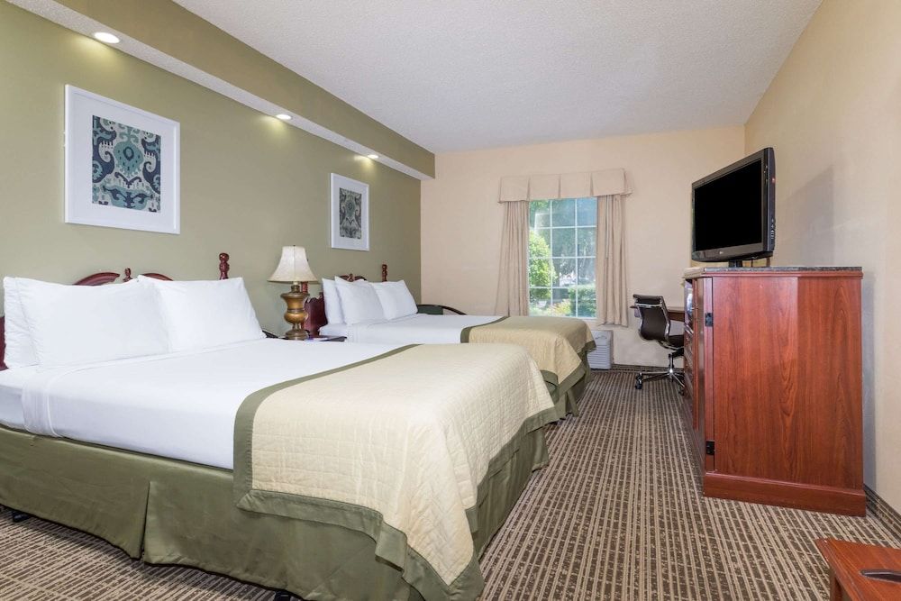 Standard Room, 2 Double Beds, Non Smoking