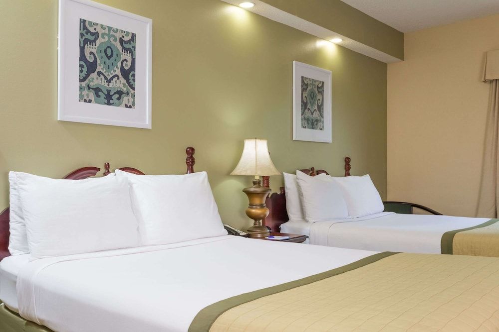 Standard Room, 2 Double Beds, Accessible, Non Smoking