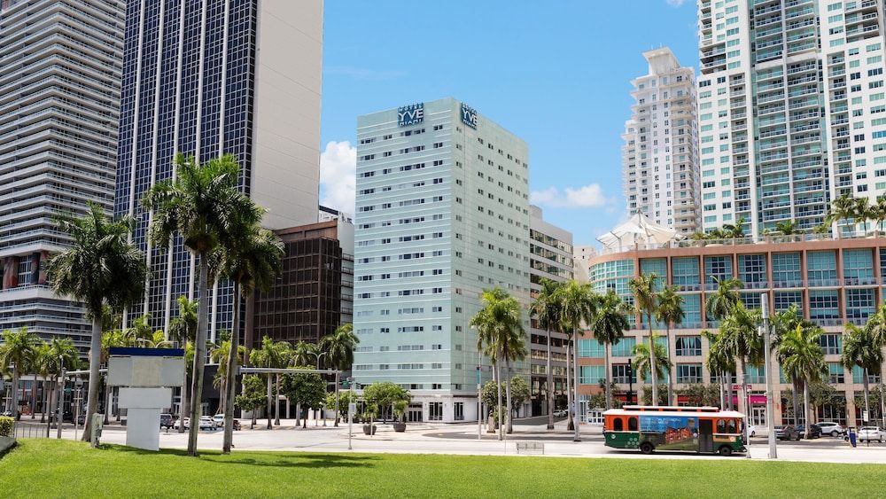 undefined YVE Hotel Miami 2