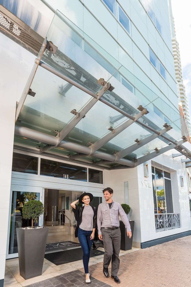 undefined YVE Hotel Miami 8