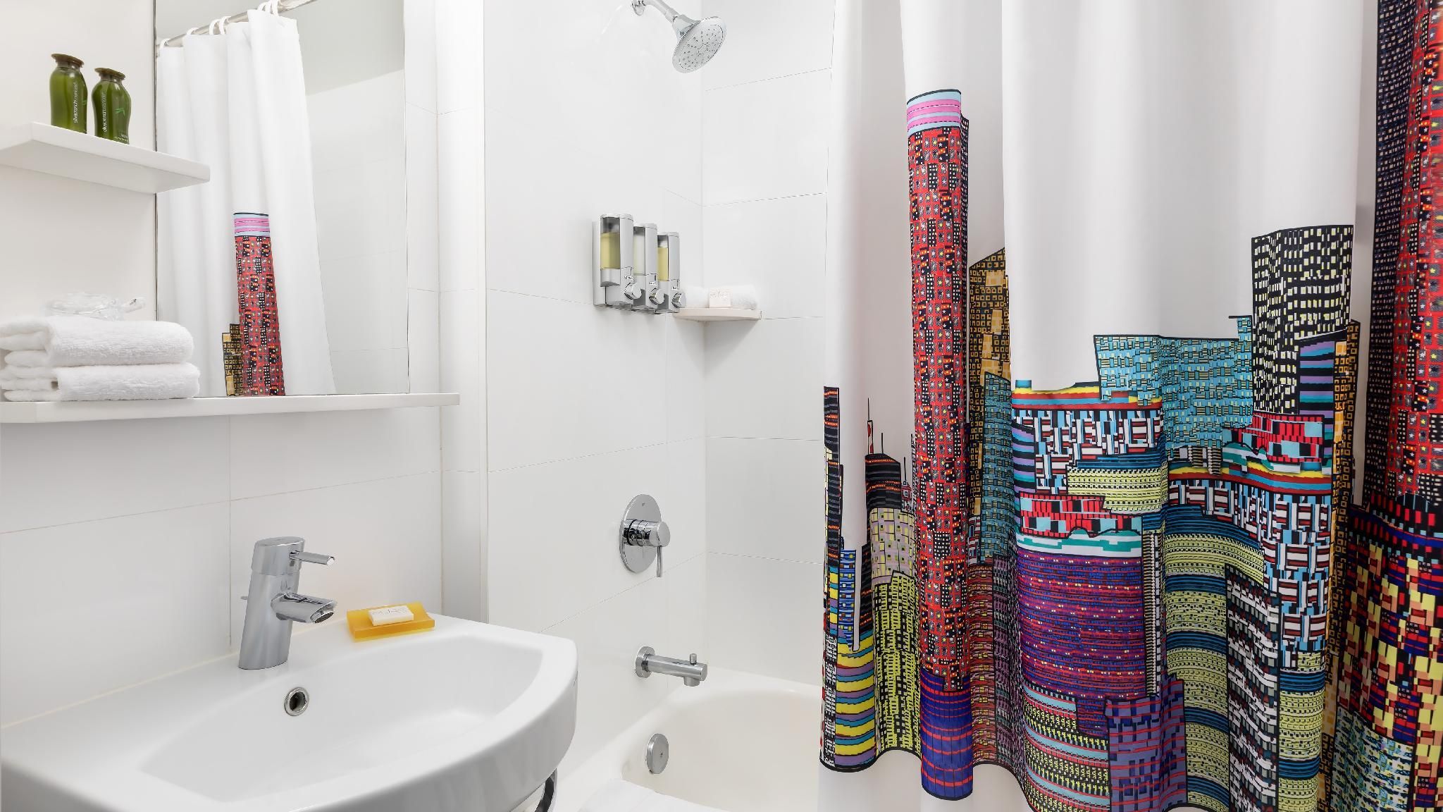 undefined YVE Hotel Miami 9
