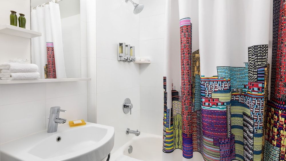 YVE Hotel Miami Savvy King 8