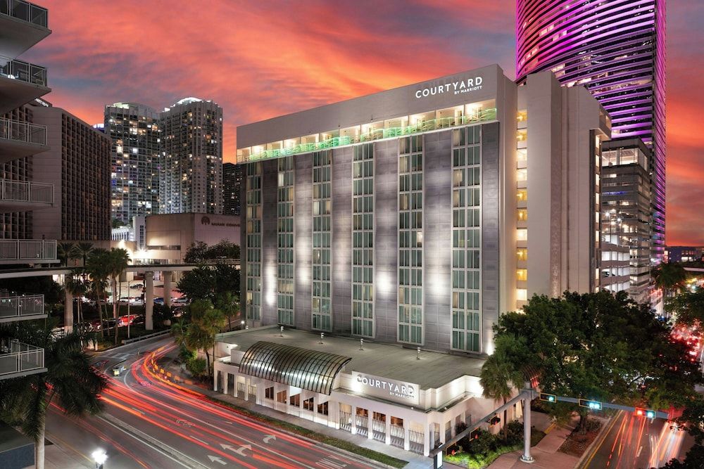 undefined Courtyard by Marriott Miami Downtown