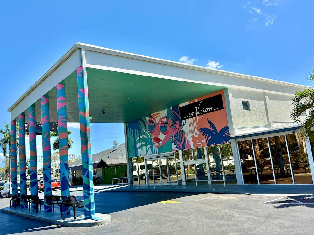 undefined enVision Hotel Miami International Airport 4