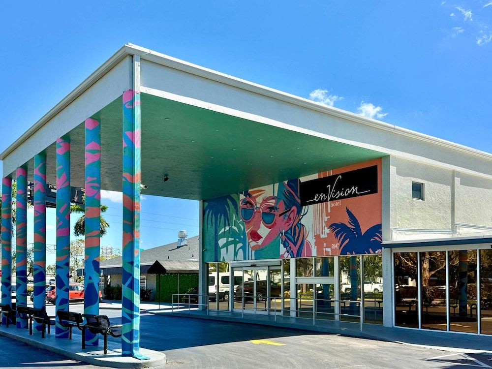 undefined enVision Hotel Miami International Airport 9