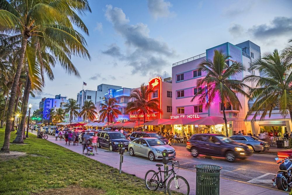 undefined DoubleTree by Hilton Grand Hotel Biscayne Bay 4