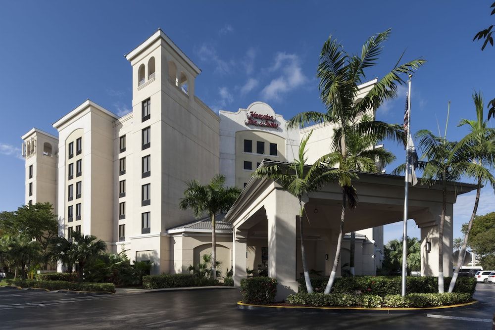 undefined Hampton Inn & Suites by Hilton Miami-Doral/Dolphin Mall 6