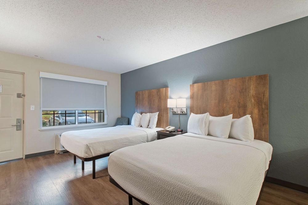 undefined Extended Stay America Suites Miami Airport Blue Lagoon 9