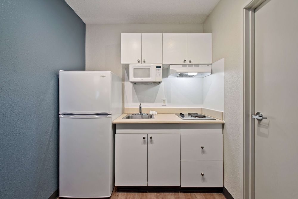 undefined Extended Stay America Suites Miami Airport Blue Lagoon 10