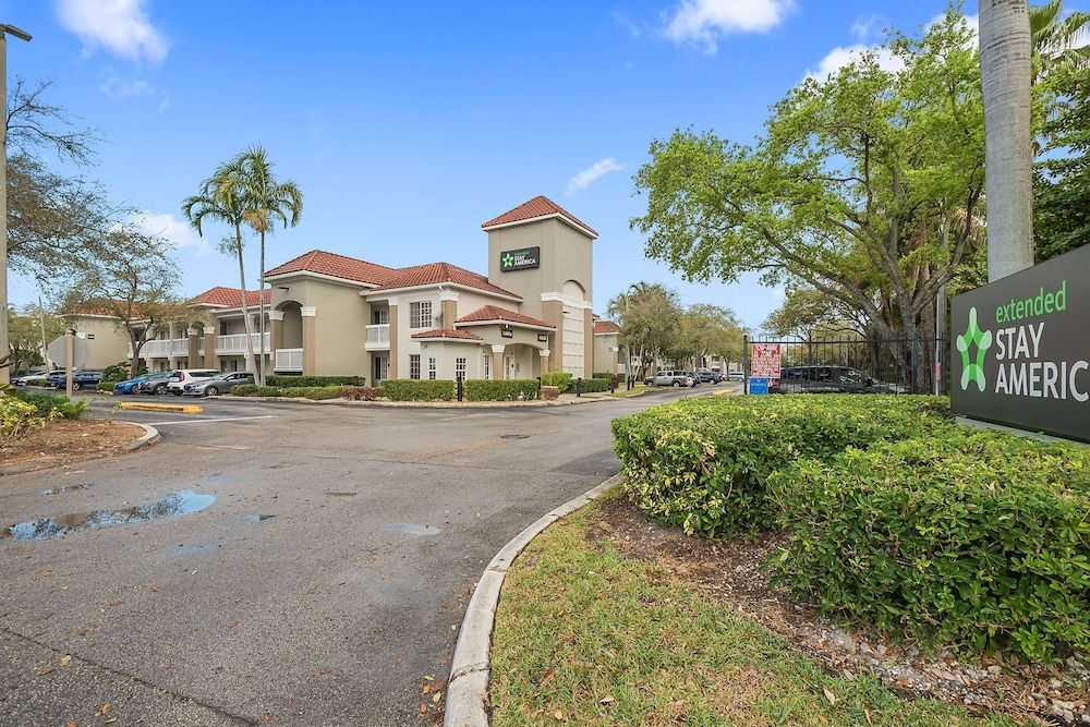 undefined Extended Stay America Suites Miami Airport Blue Lagoon 5