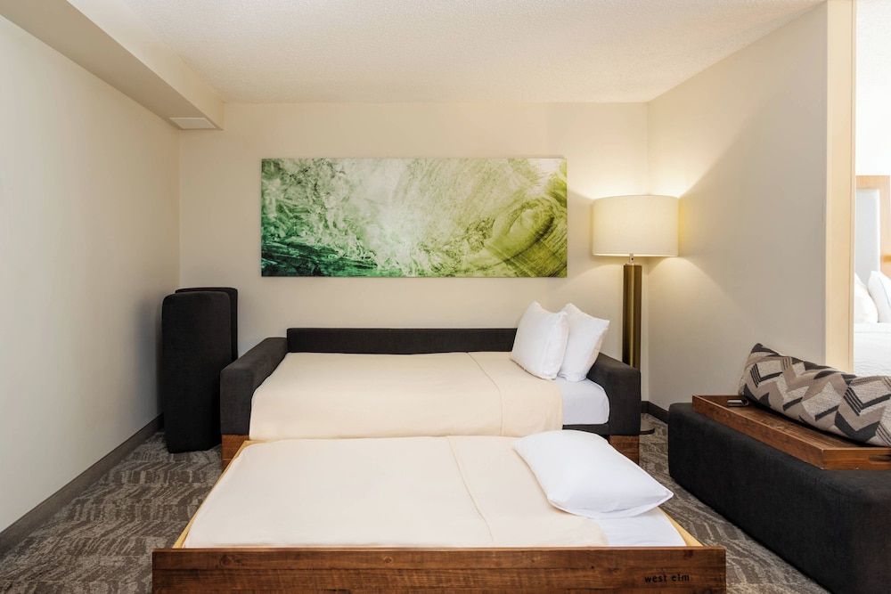 SpringHill Suites by Marriott Miami Airport South Blue Lagoon Area Suite, 1 King Bed with Sofa bed 2