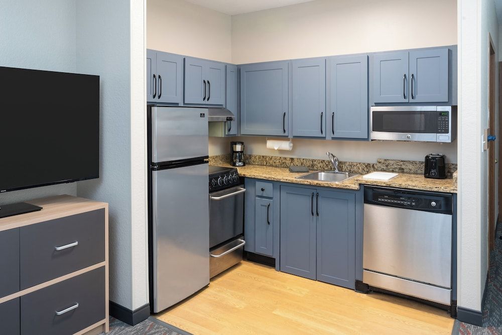 undefined Candlewood Suites Miami Doral by IHG 6