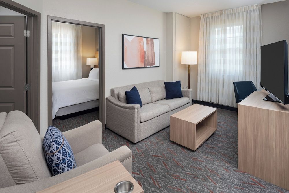 Candlewood Suites Miami Doral by IHG Studio Suite, 1 King Bed 7