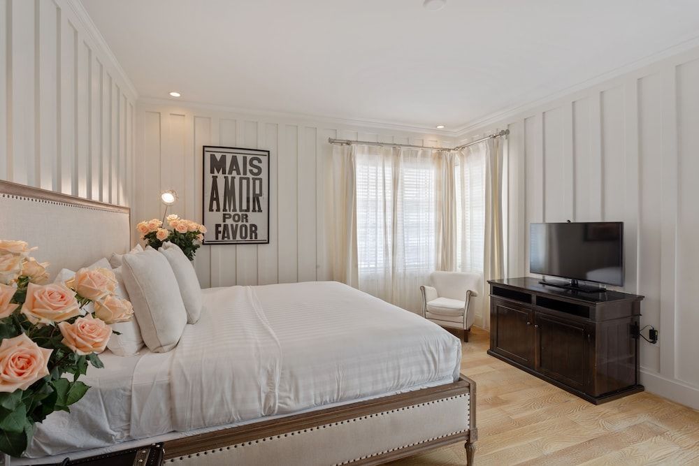 Shepley South Beach Hotel Shepley Queen 2