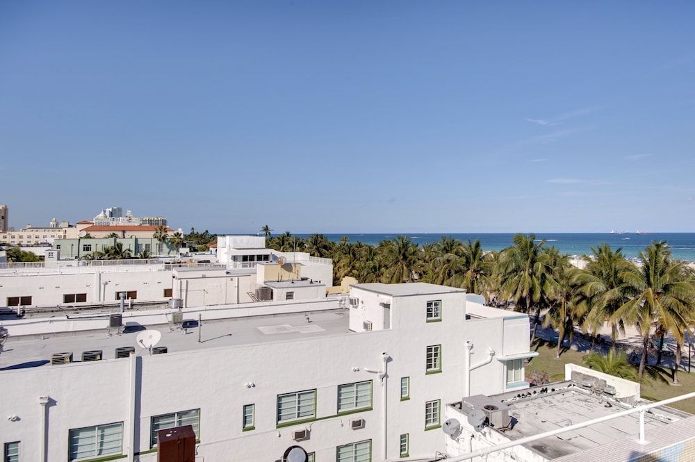 undefined Beacon Hotel South Beach 5