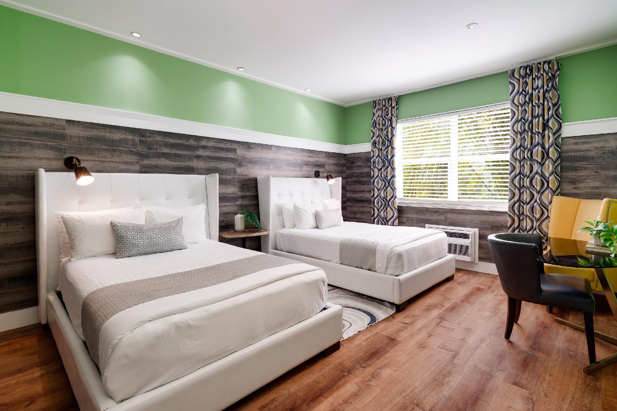 Double Bedroom Pool View