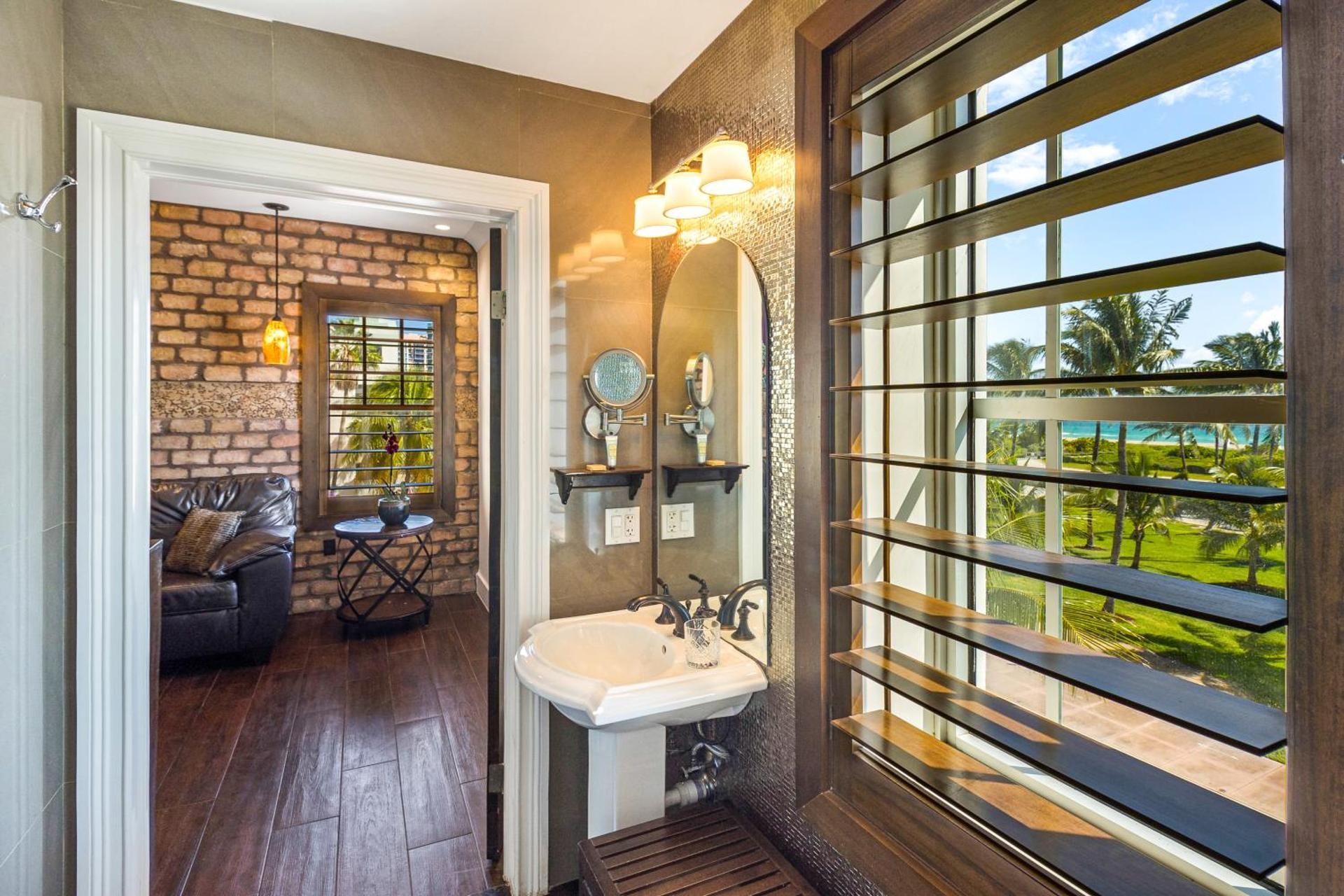 Ocean Front One-Bedroom Suite