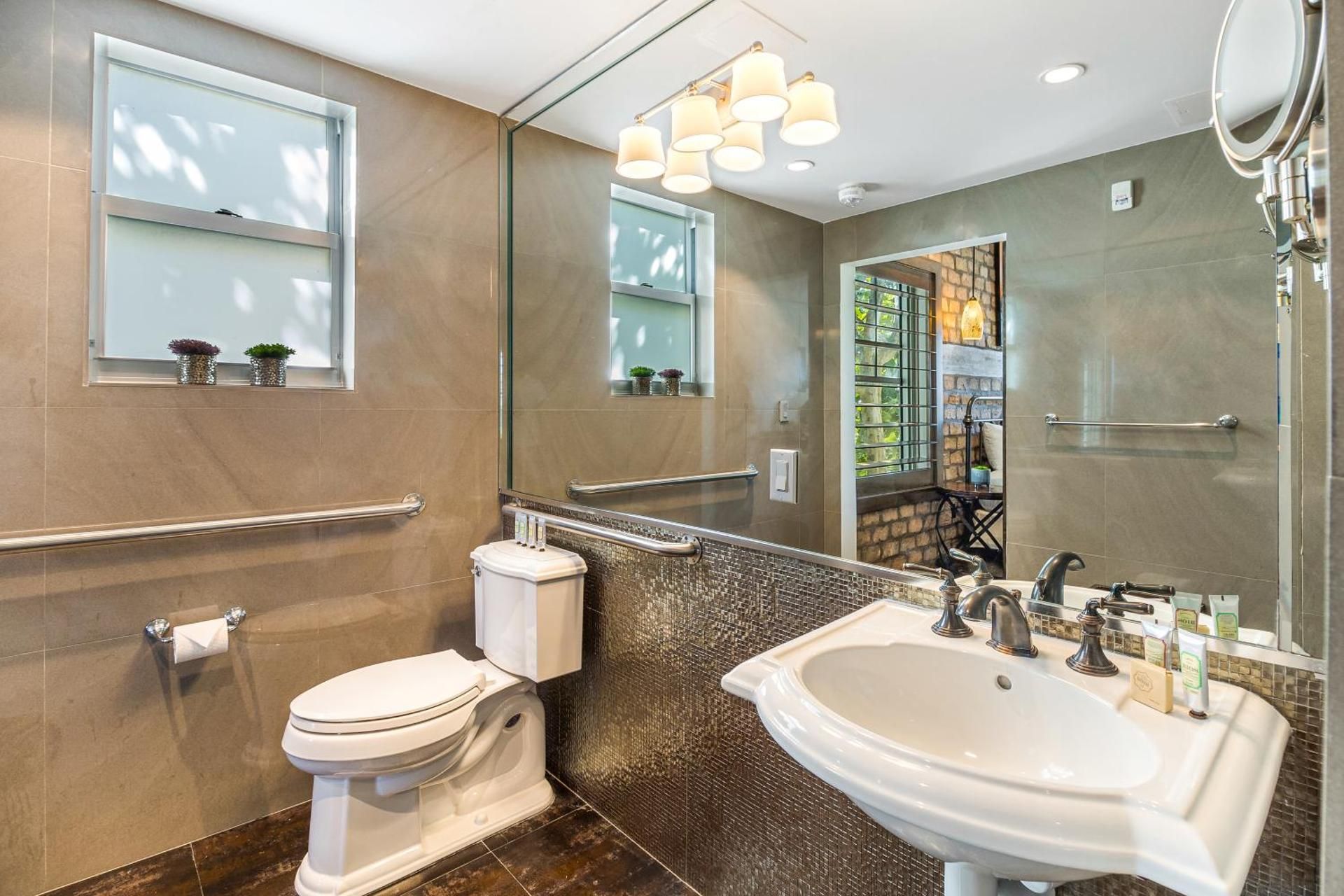 undefined Cavalier Hotel South Beach 6