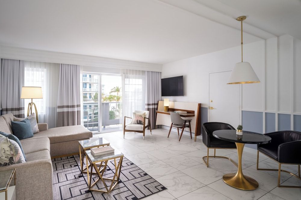 Suite, 1 Bedroom, Non Smoking, Balcony
