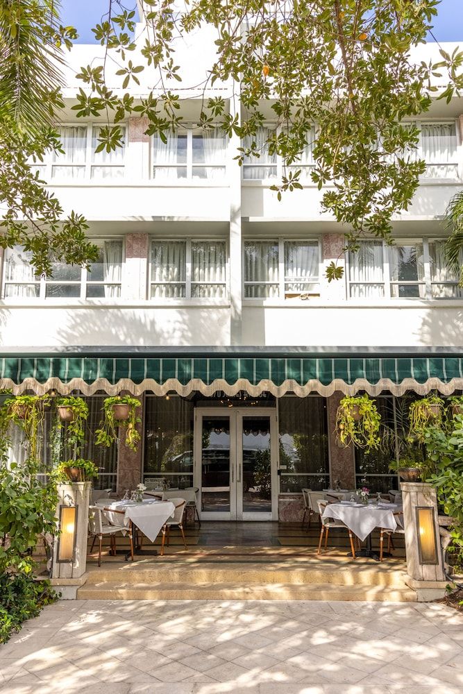 undefined Crest Hotel Suites 3