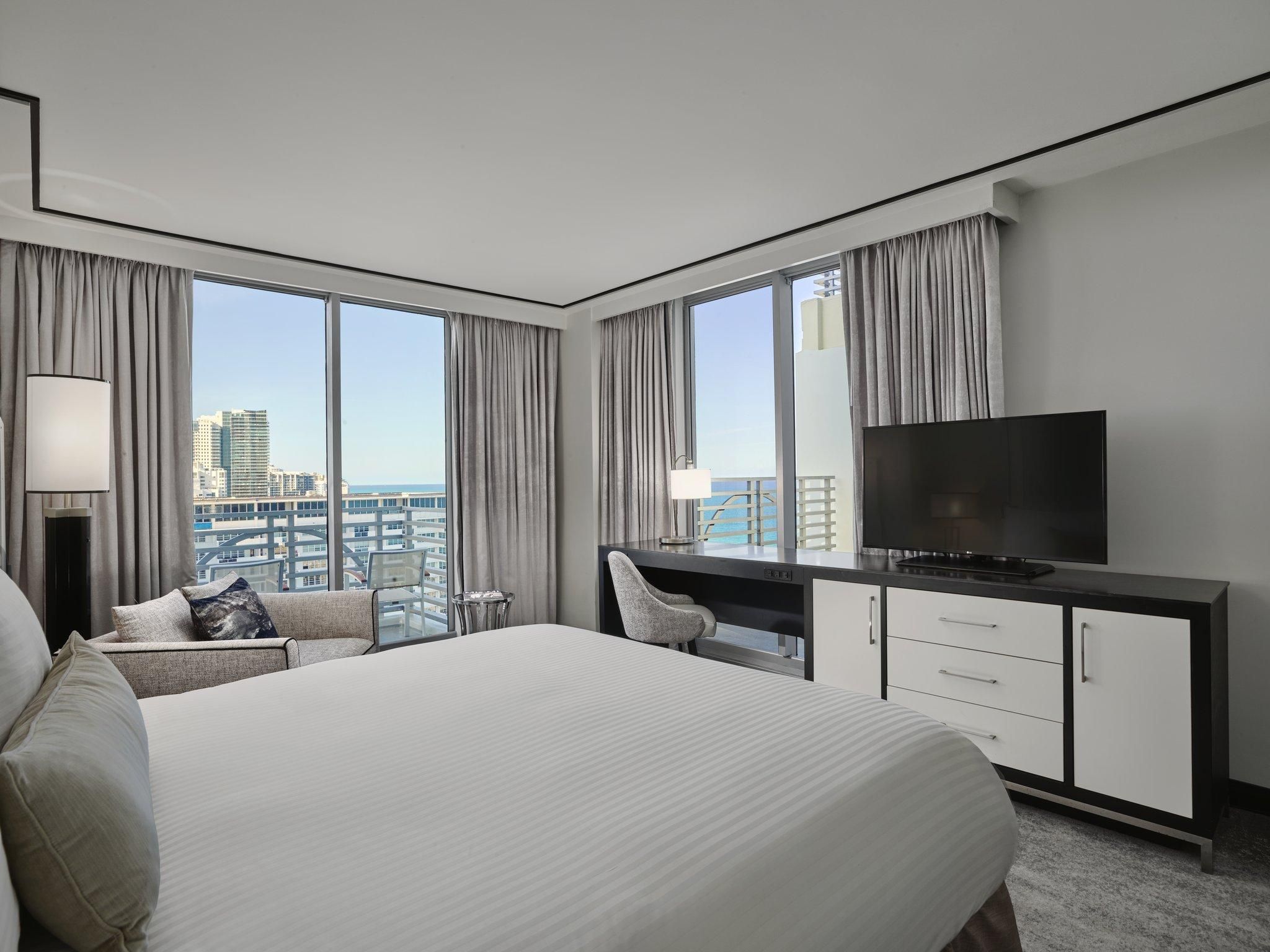 Partial Ocean Vw One Bedroom Balcony Ste
