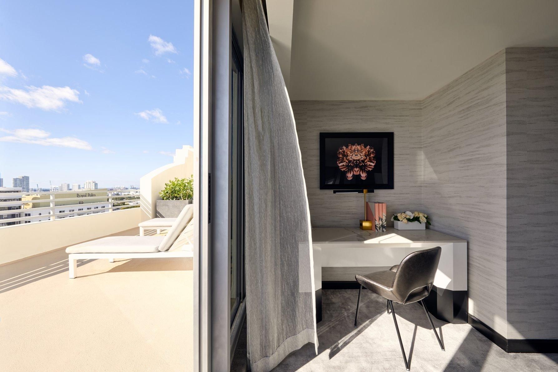 Presidential Ocean Front Balcony Suite