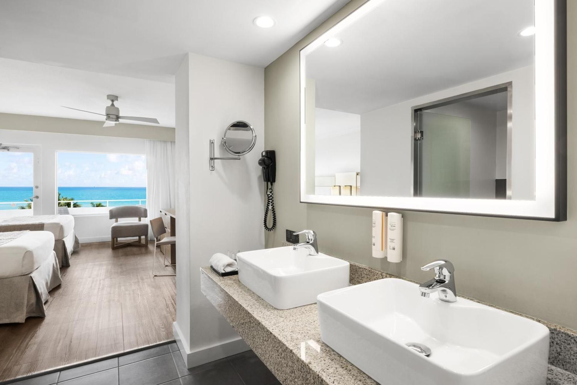 Deluxe Ocean Front Double