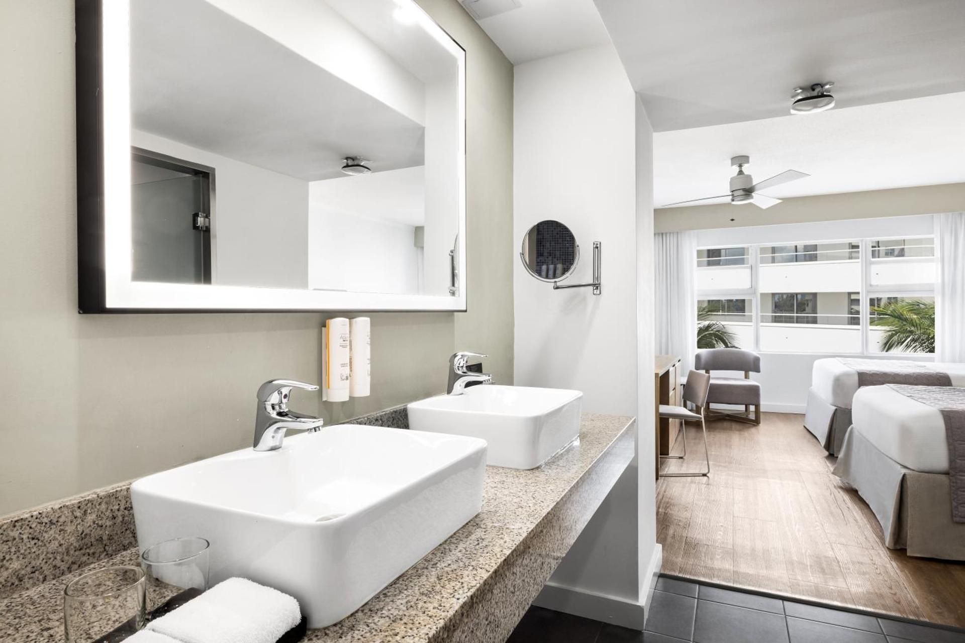 Deluxe City View Double