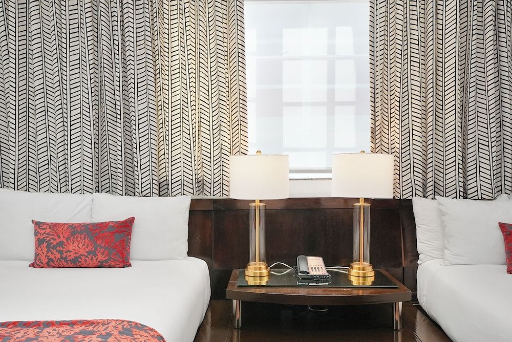 Hotel Chelsea Standard Double Room 4