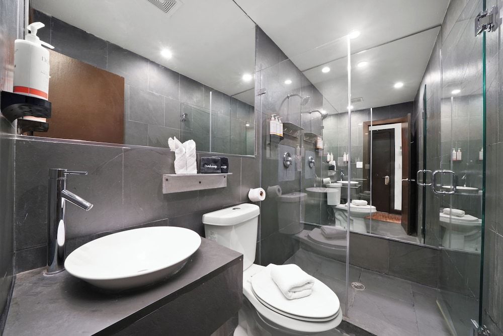 Hotel Chelsea Standard Double Room 3