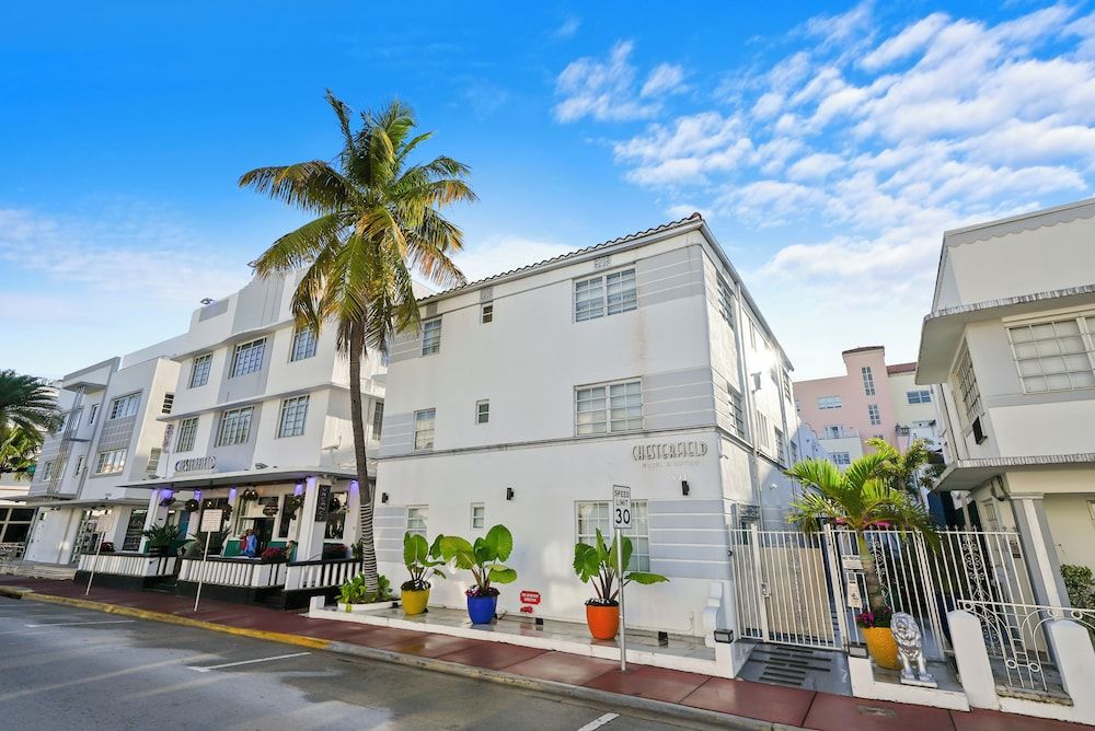 undefined Chesterfield Hotel & Suites 4