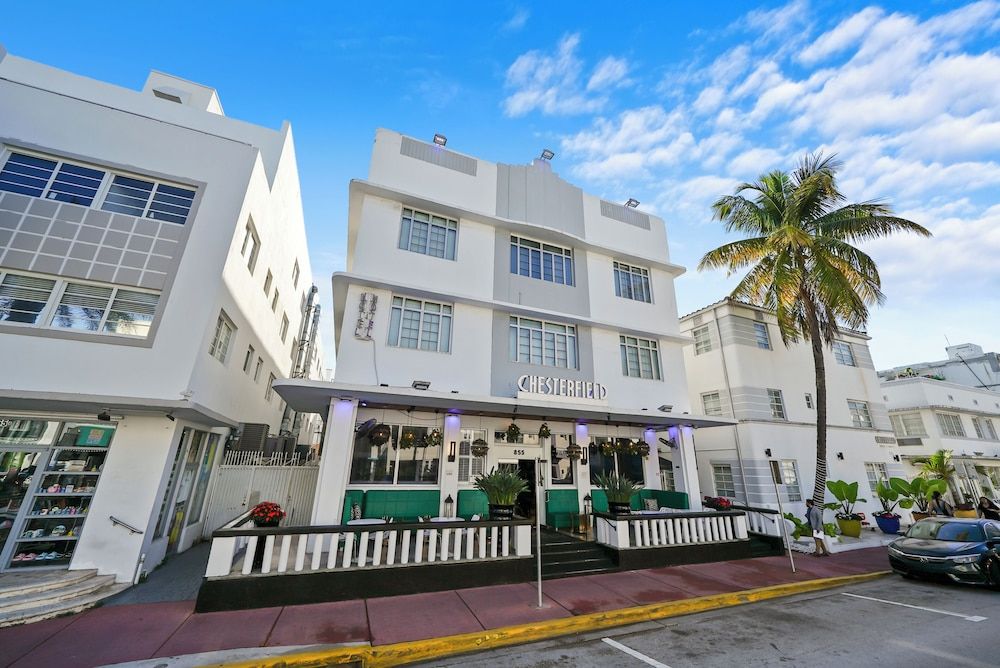 undefined Chesterfield Hotel & Suites 5