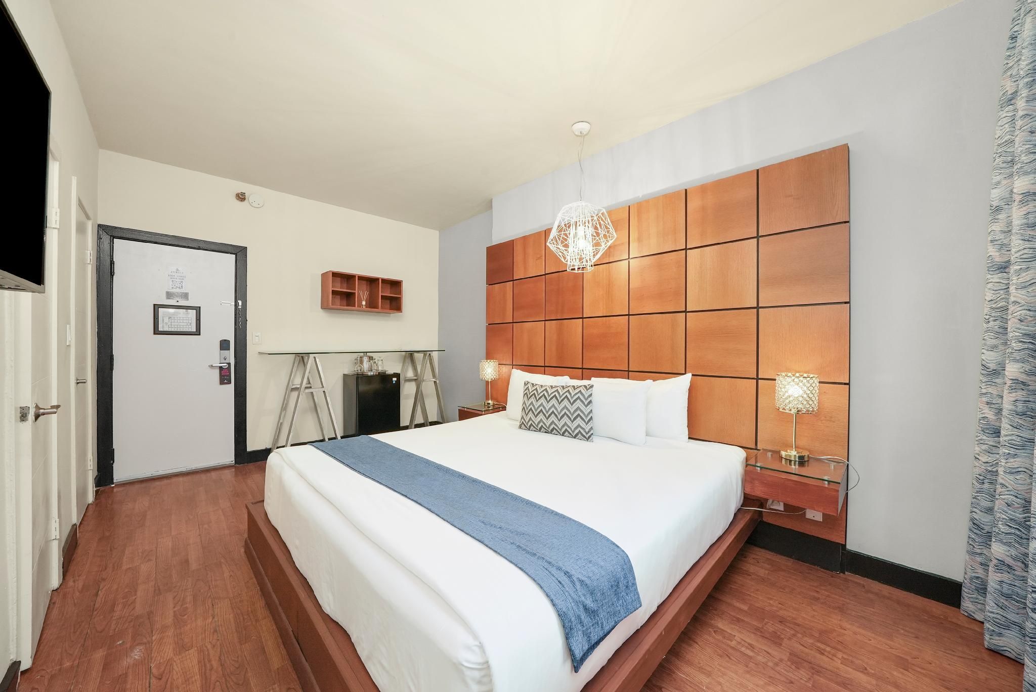 Accessible King Room