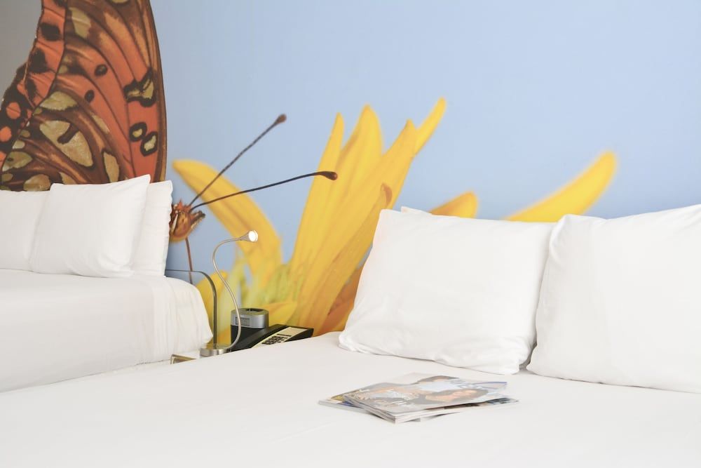 undefined The Penguin Hotel 2