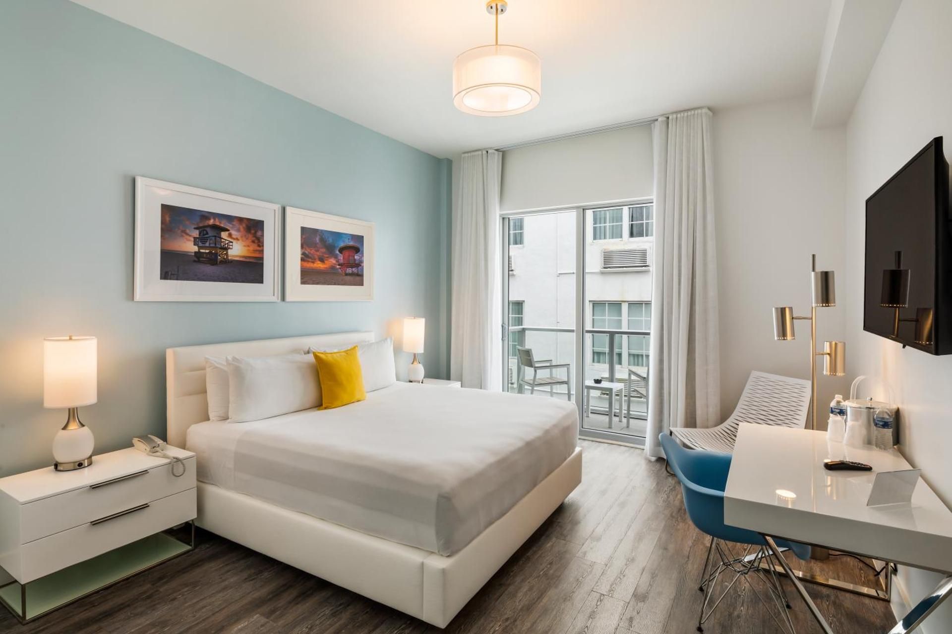 Deluxe Double Room with Balcony