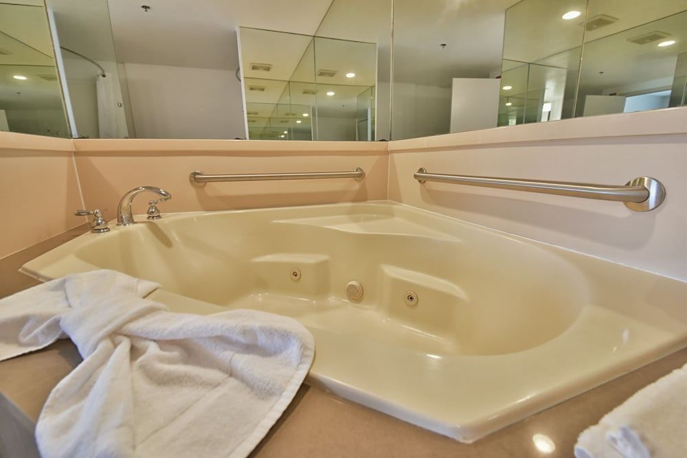 Premium Suite, 1 King Bed, Non Smoking (1 Bedroom)