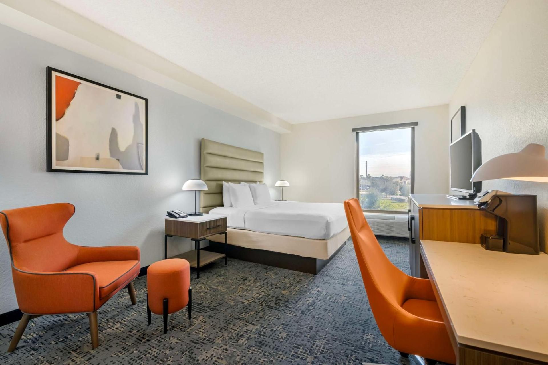 undefined Best Western Plus Universal Inn 9