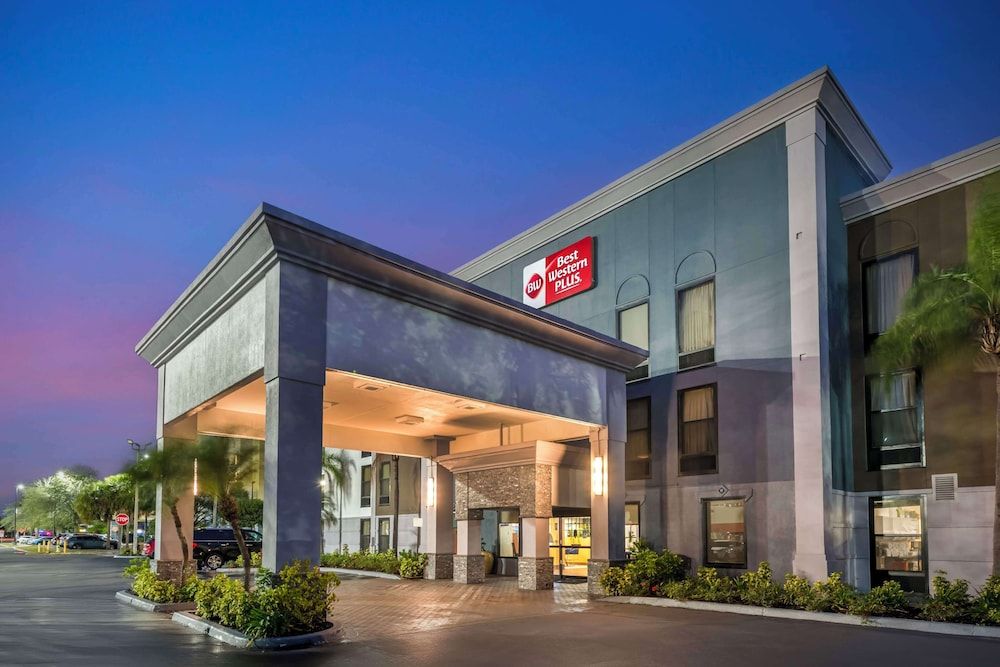 undefined Best Western Plus Universal Inn