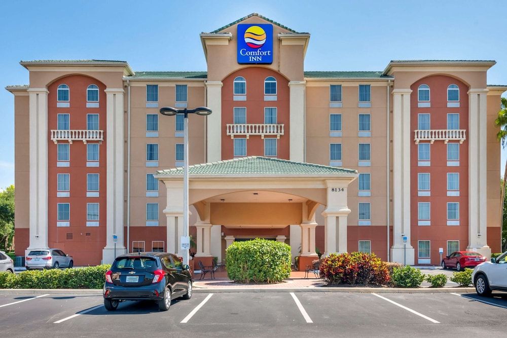undefined Comfort Inn International Dr. 6
