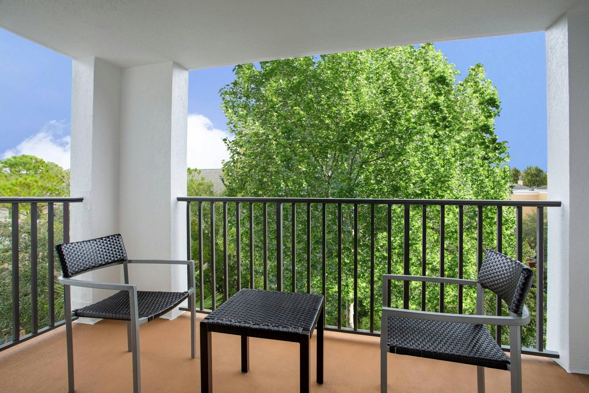 1 Bedroom Suite, 1 King, Sofa bed