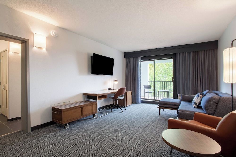 undefined Courtyard by Marriott Orlando Altamonte Springs/Maitland 10