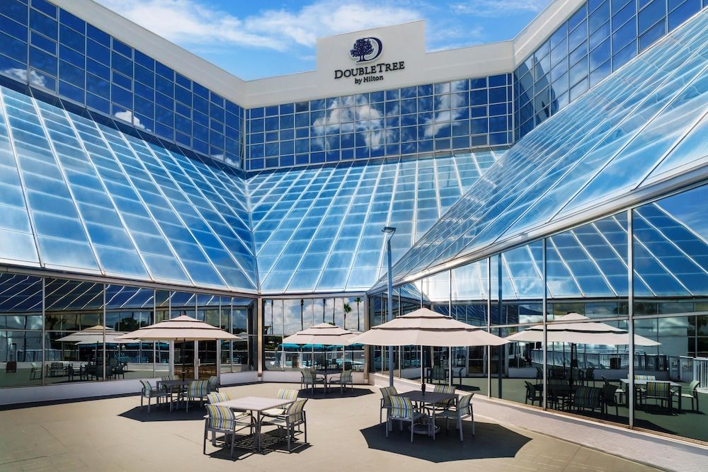 undefined DoubleTree by Hilton Orlando Airport 3