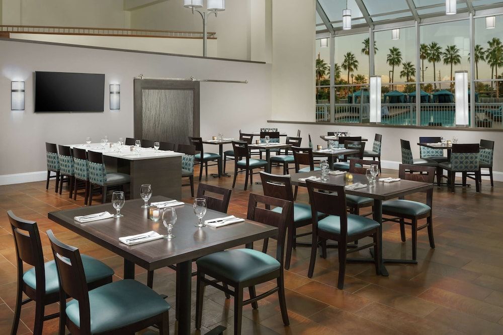 undefined DoubleTree by Hilton Orlando Airport